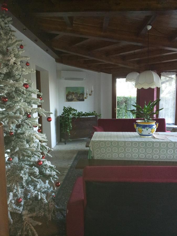 Debora Maison B&B Colombare Di Sirmione Exteriör bild