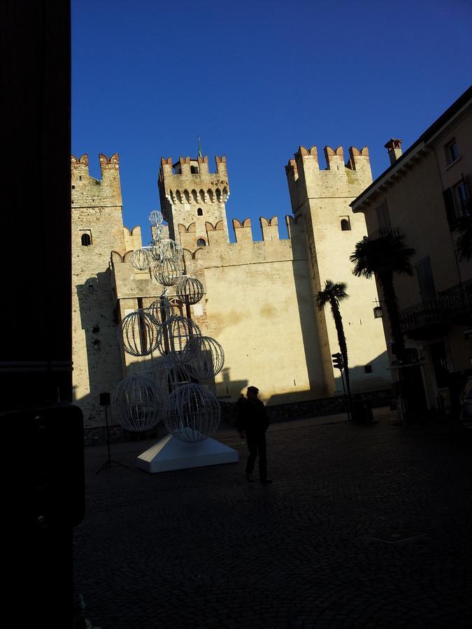 Debora Maison B&B Colombare Di Sirmione Exteriör bild