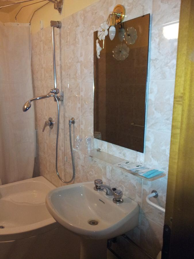 Debora Maison B&B Colombare Di Sirmione Exteriör bild