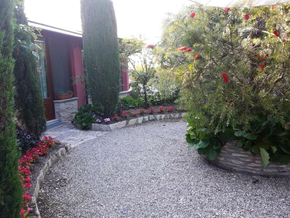 Debora Maison B&B Colombare Di Sirmione Exteriör bild